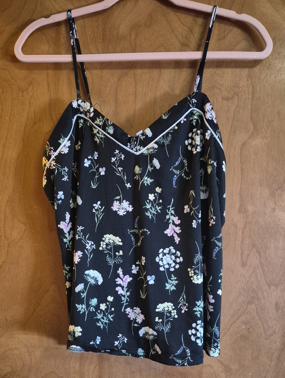 Black Floral V-Neck Spaghetti Strap Cami